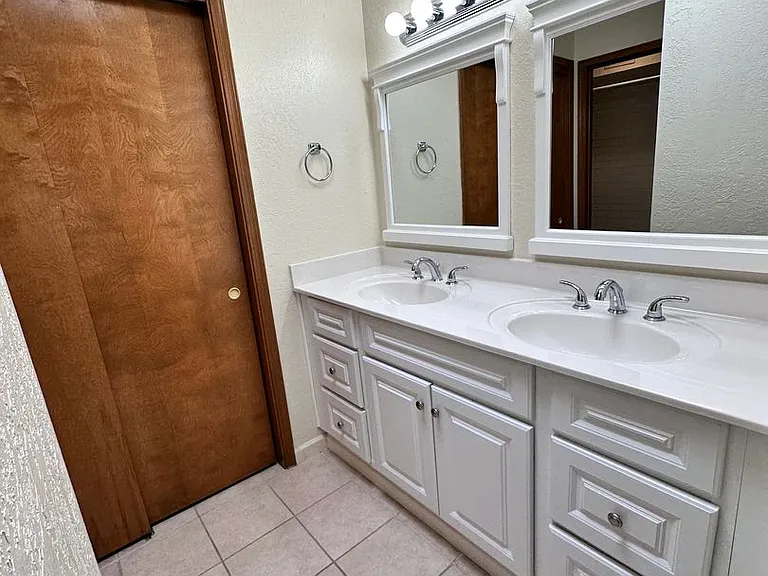 13123 Alice Ave NE — Photo 16