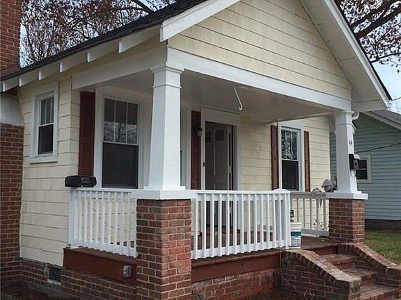 3rd image of 44 W Sherwood Ave