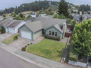 3567 Bridle Crk, Fortuna, CA 95540