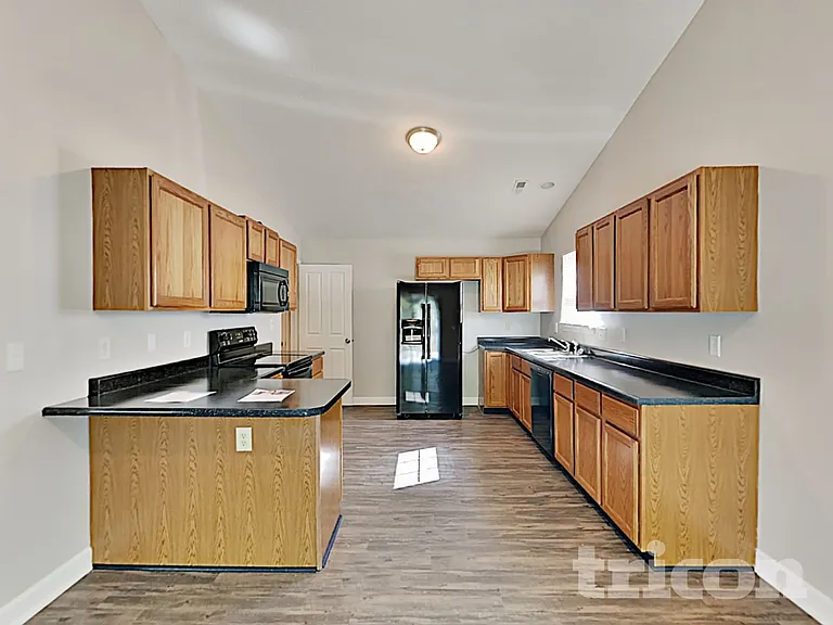 12758 Sovereign Ln — Photo 6