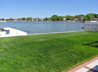 640 Brookside Dr, Lincoln, NE 68528