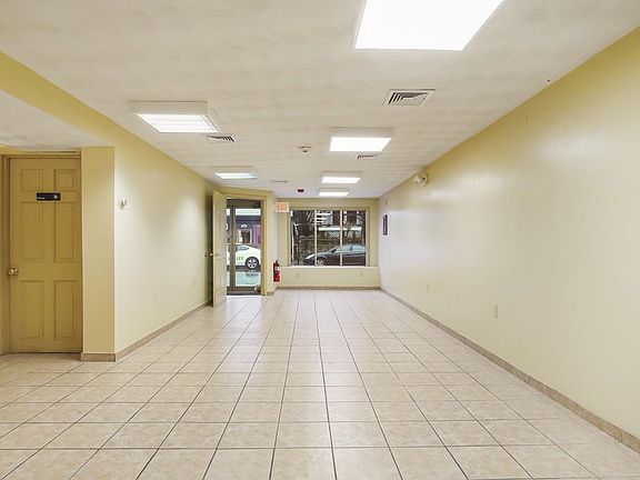5th image of 1280 Chalkstone Ave