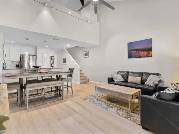 26 Village Del Lago Cir, Saint Augustine, FL 32080