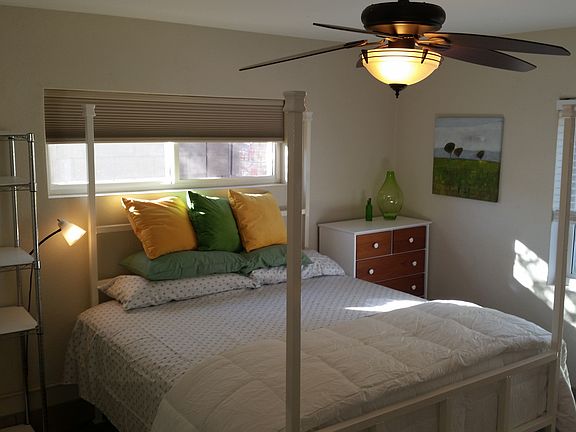 2nd image of 2639 E Clarendon Ave