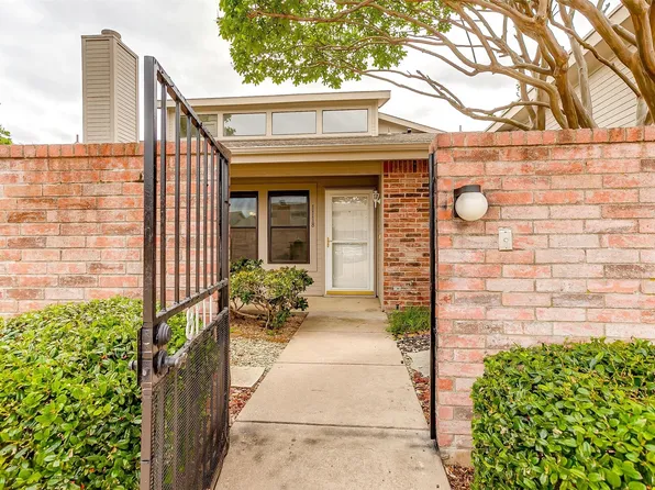 1118 Forest Creek St, Fort Worth, TX 76126
