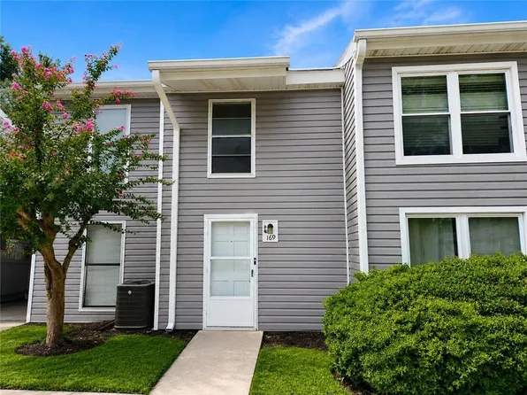 169 Governors Dr, Forest Park, GA 30297