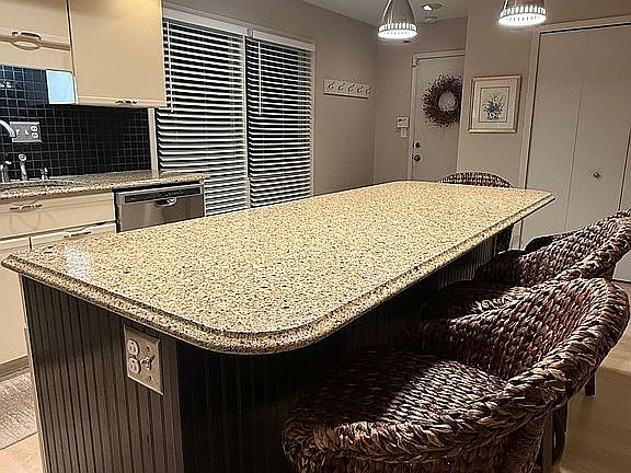4th image of 6734 Embassy Ct