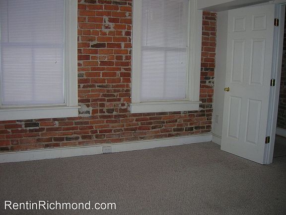 5th image of 1118 W Marshall St #B