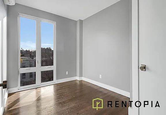 4th image of 276 Nostrand Ave #2G