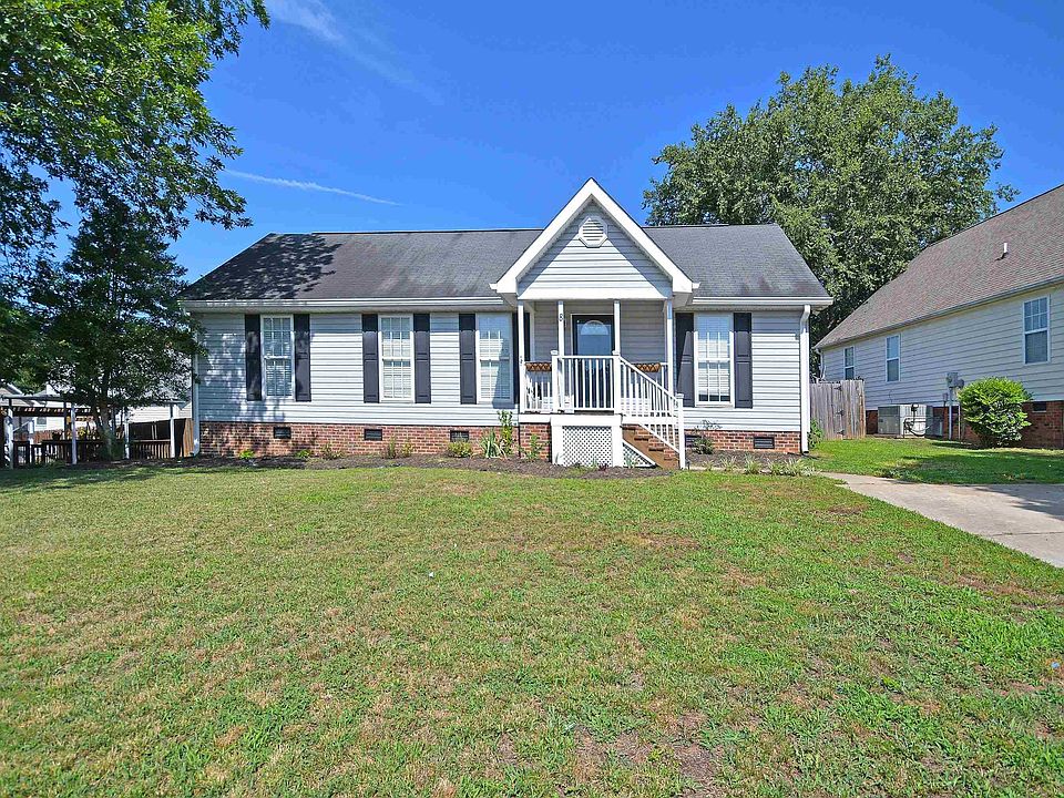1st image of 8 Montvale Dr