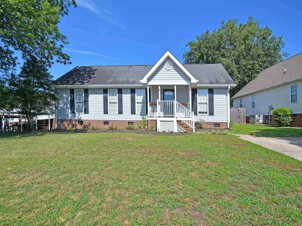 8 Montvale Dr, Simpsonville, SC 29681