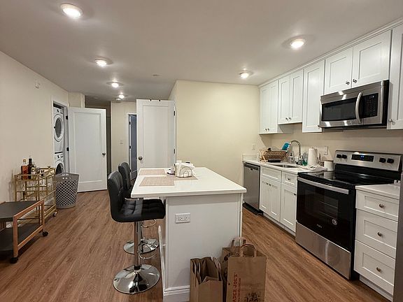 5th image of 338 Tappan St #B