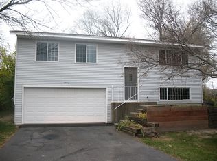 8962 Vinewood Ln N, Maple Grove, MN 55369