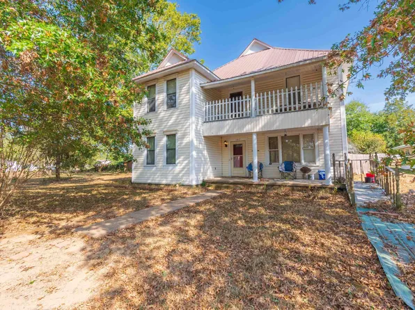 102 N Hotel St, Letona, AR 72085