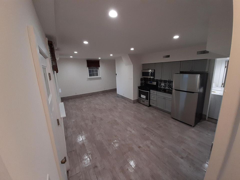 1st image of 131 Saint Marks Pl #B