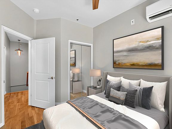 5th image of 58 Giles Ave #2