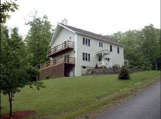 31 Quaker Rd, New Durham, NH 03855