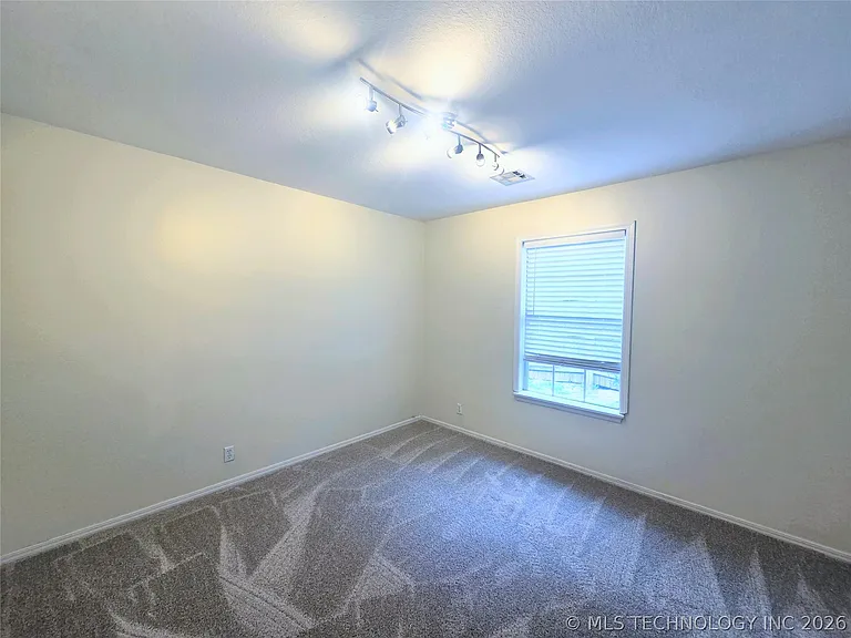 7434 S 95th East Ave — Photo 18