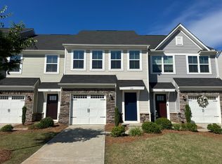 110 Roudwood Dr, Simpsonville, SC 29680