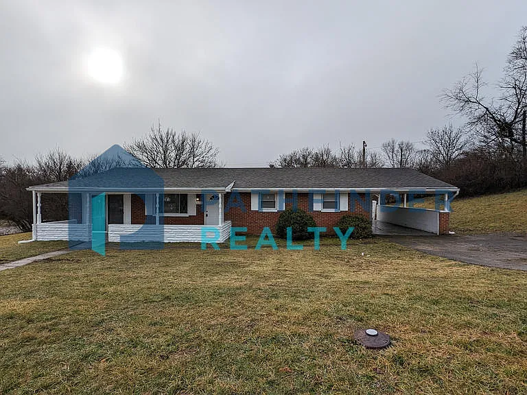 5350 Hoover Ave — Photo 1