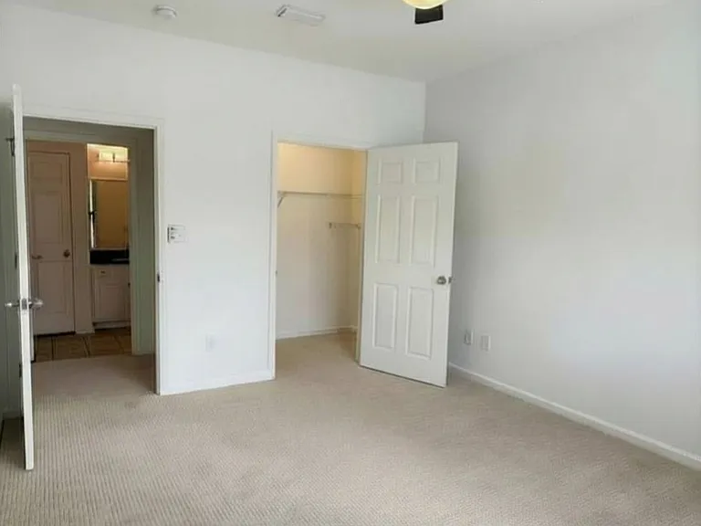 1104 Walden Park Dr — Photo 19
