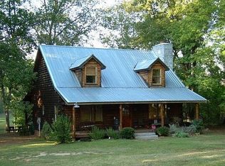 233 Shoal Creek Rd, Round Oak, GA 31038