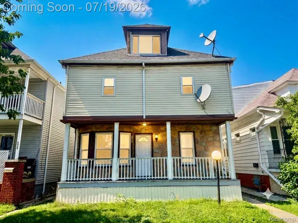3845 Edwin St, Hamtramck, MI 48212