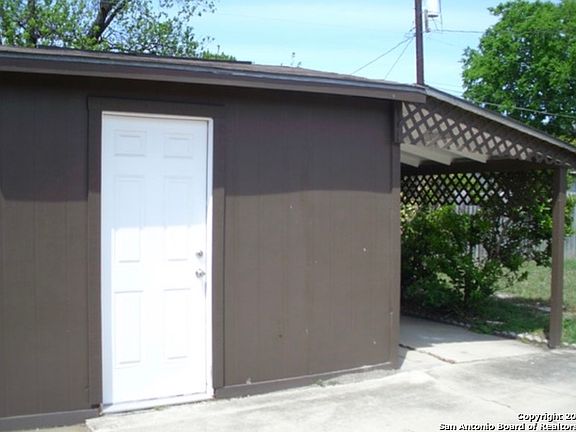 5th image of 2353 W Huisache Ave
