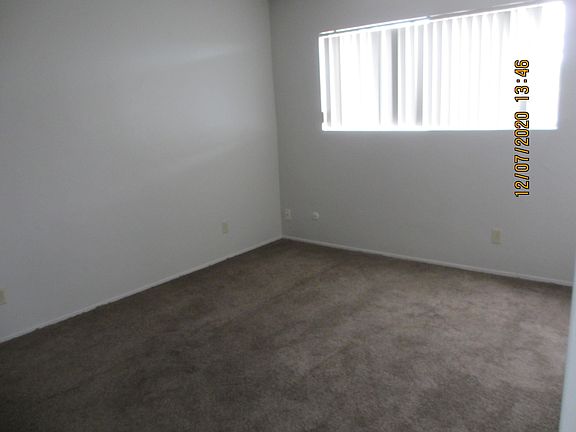 4th image of 4065 Iowa St #15