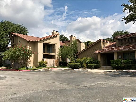 2nd image of 1202-215 Thorpe Ln