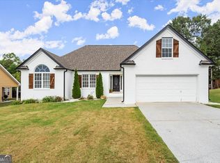1130 Chimney Trace Way, Lawrenceville, GA 30045