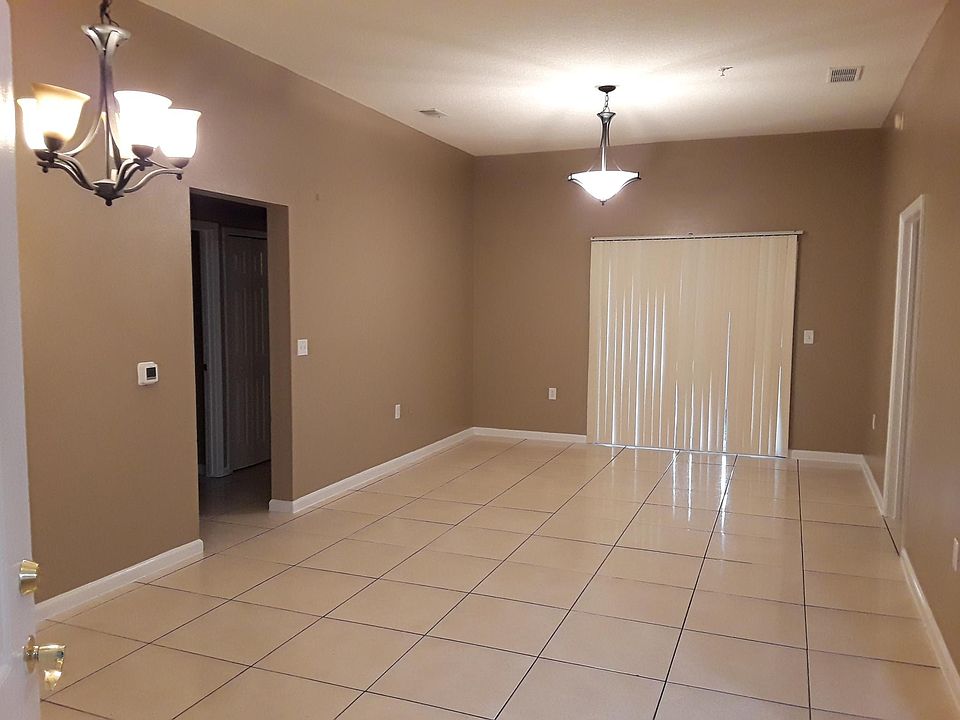 1st image of 5200 Playpen Dr Unit 8