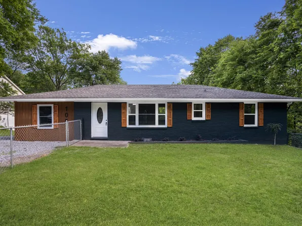 1053 Cumberland Dr, Clarksville, TN 37040