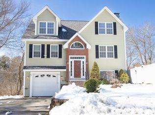 2 Edgemere Rd, Middleton, MA 01949