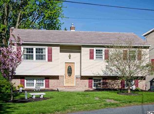 78 Vine St, Highspire, PA 17034