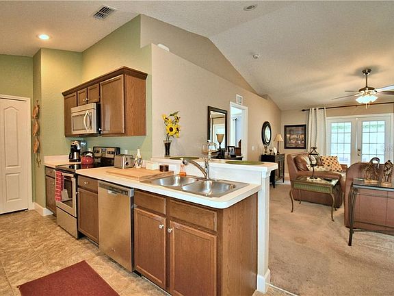 4th image of 937 Buccaneer Blvd