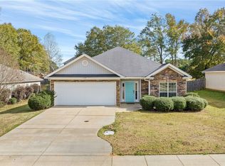 1909 Arbor Ln, Opelika, AL 36801