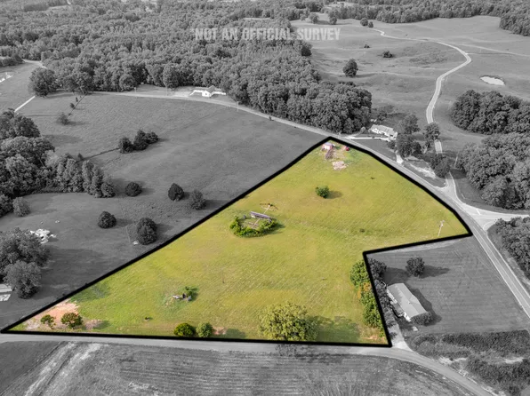 622 Bone Cave Rd, Rock Island, TN 38581