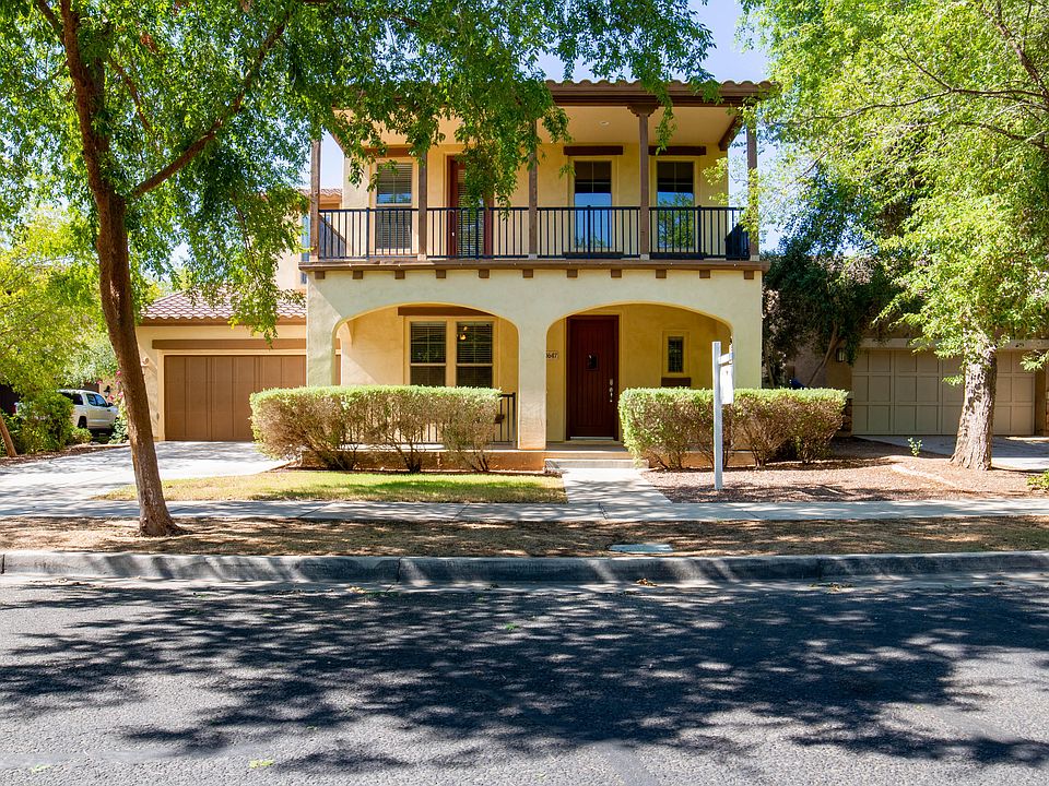 1st image of 20647 W Grandview Dr