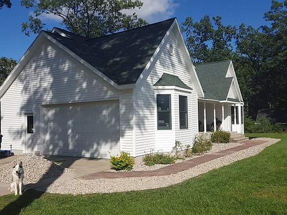 3rd image of 1044 Tenderfoot Ct