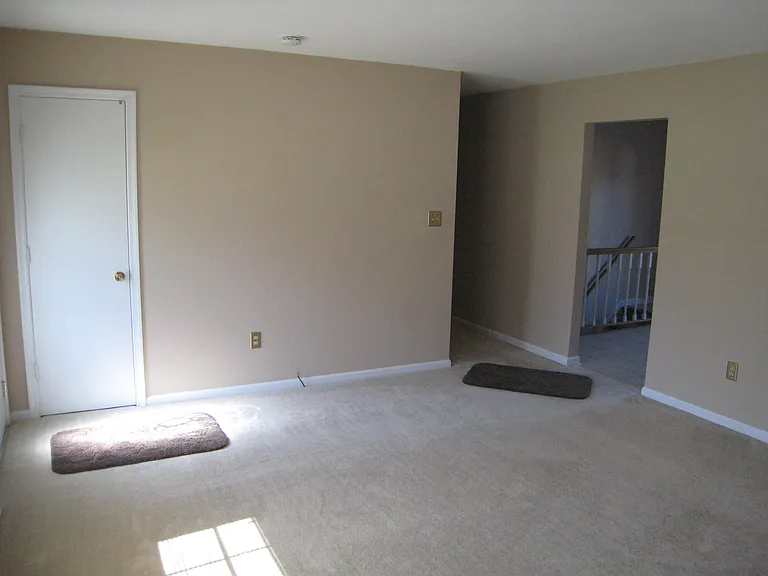 5436 N Garden Ln — Photo 11