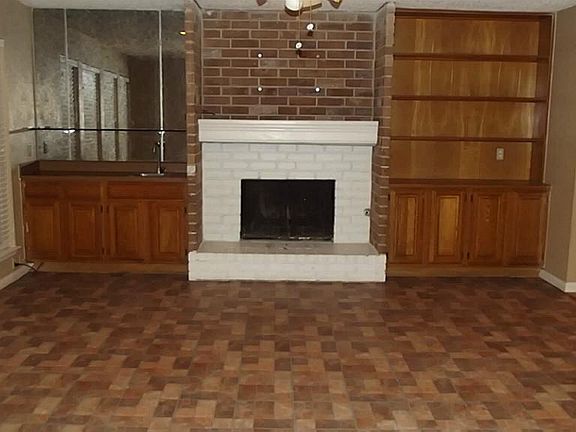 2nd image of 16255 Los Altos Dr