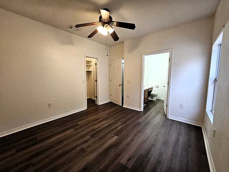 1004 Park Central Cir — Photo 10