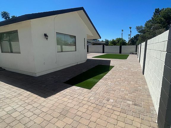 5th image of 1016 W Manhatton Dr