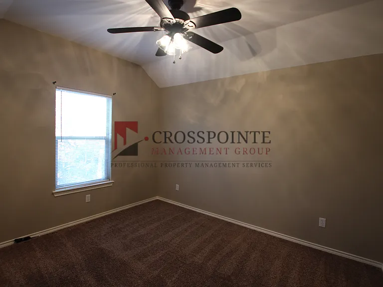Brad Circle 1222 — Photo 10