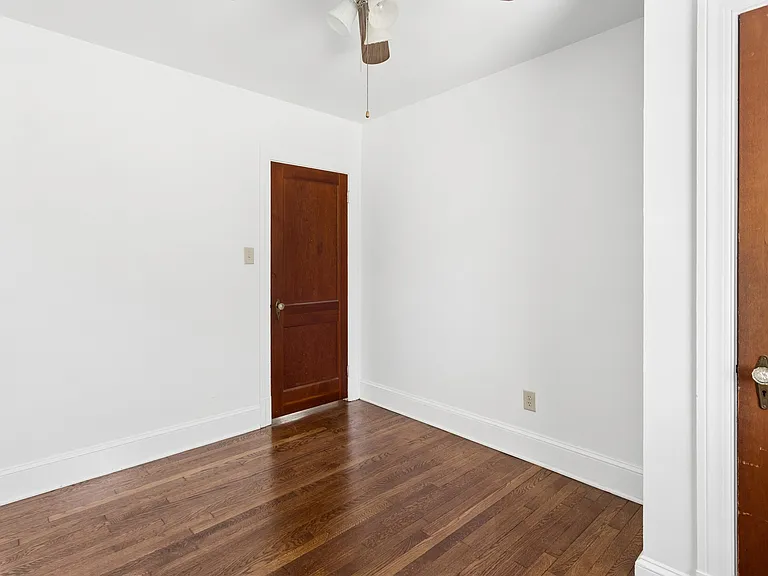 2307 Rawlings Ct — Photo 34
