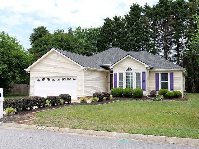1st image of 2 Tearose Ln