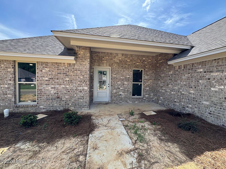 1st image of 525 Stone Brook Pl
