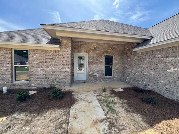 525 Stone Brook Pl, Brandon, MS 39042