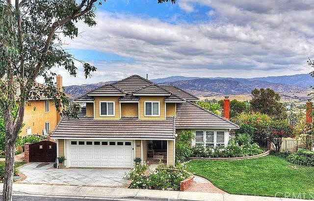 1st image of 9726 Willow Glenn Cir